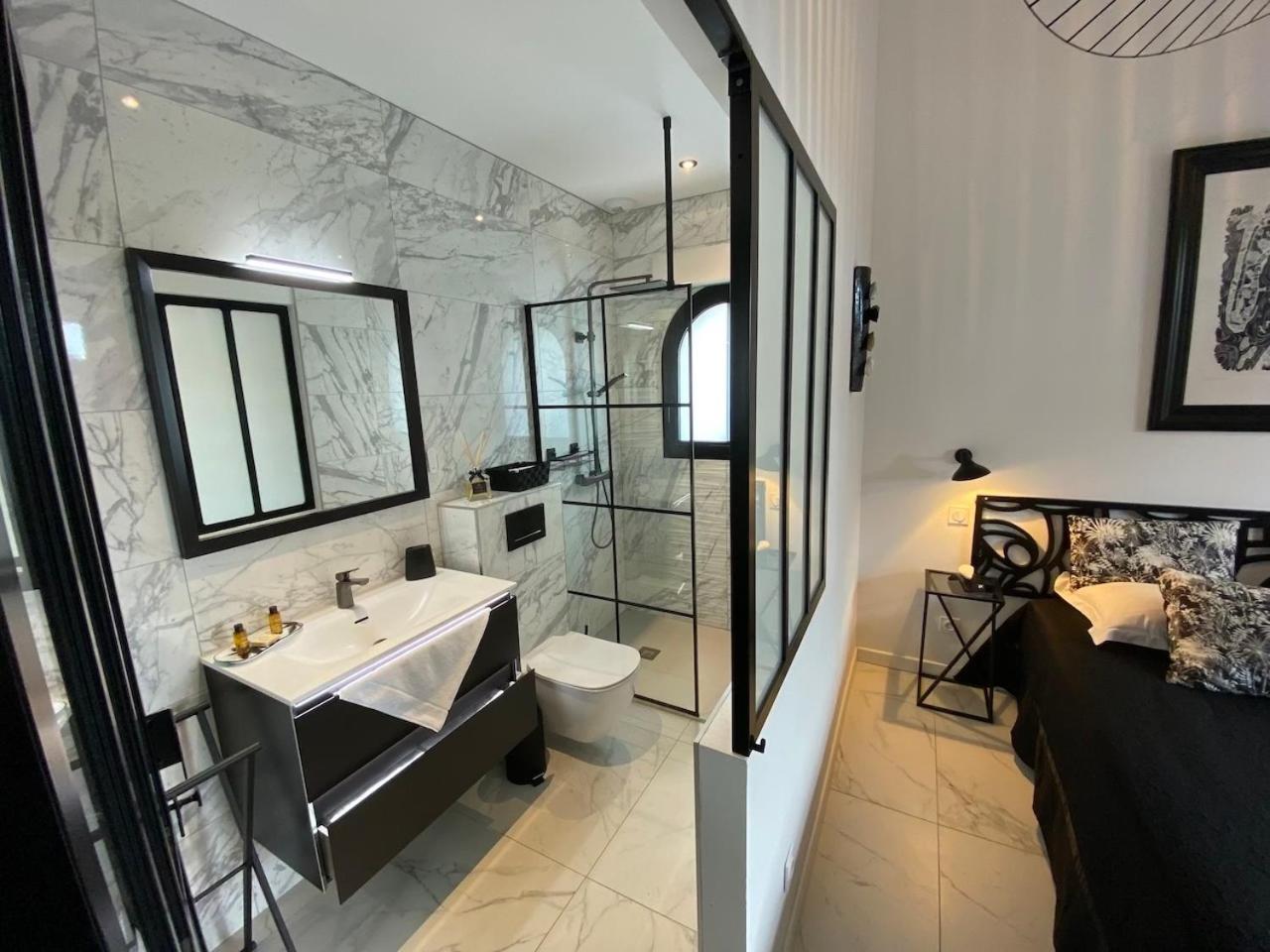 Hotel Particulier - Les Lodges Du Bassin D'Arcachon- Petit-Dejeuner Sur Demande- Prestations Haut De Gamme Gujan-Mestras Zewnętrze zdjęcie